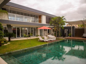 Fynn & Vince Villa